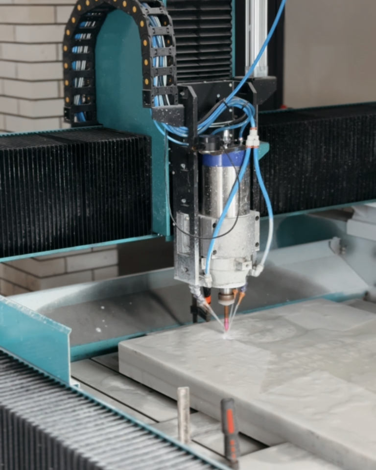 Технології обробки каменю: роль ЧПУ у створенні меморіальних комплексів - Royal Stone